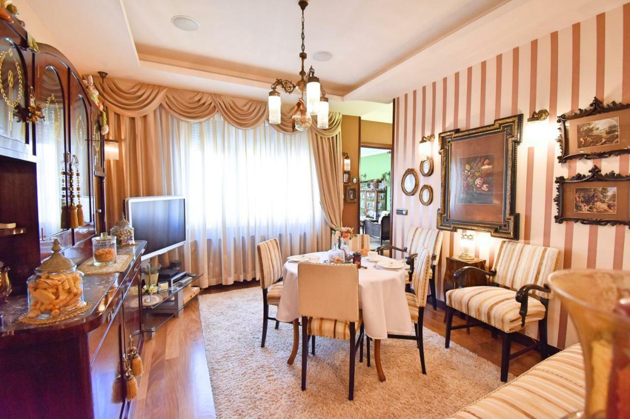 Apartment President Zagreb Buitenkant foto